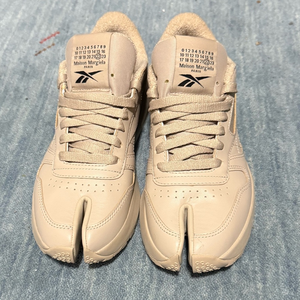 Maison Margiela X Reebok Tabi Project